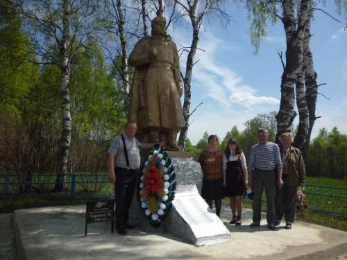 Памятник Герою Советского Союза Хиркову С.И.
